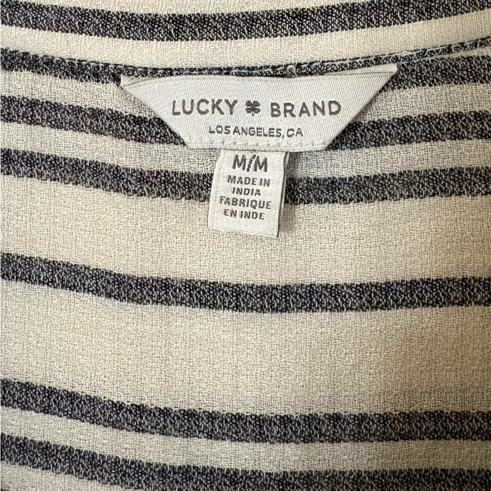 Lucky Brand-Medium 100% viscose off white/gray striped blouse. Roll tab sleeve - Picture 5 of 16